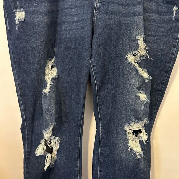 Judy Blue Jeans Redlands High Rise Distressed Size 24W plus boho festival - Picture 3 of 13